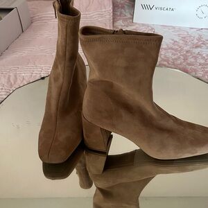 a new day Women's Brown Suede Heeled Boots